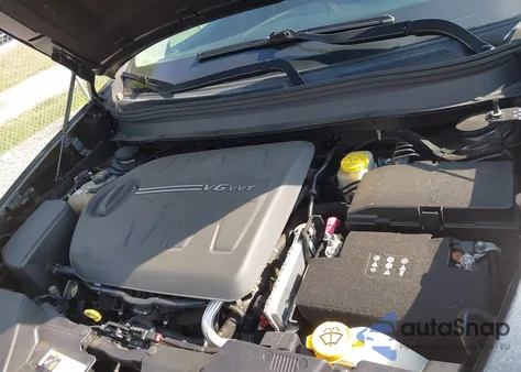 2016 Jeep Cherokee Trailhawk from USA, damaged, VIN 1C4PJMBS3GW332684